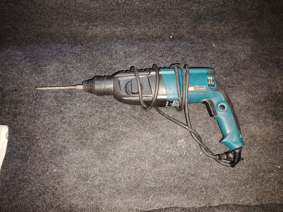 Перфоратор макита