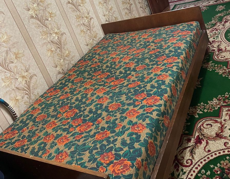 Кровать полуторка