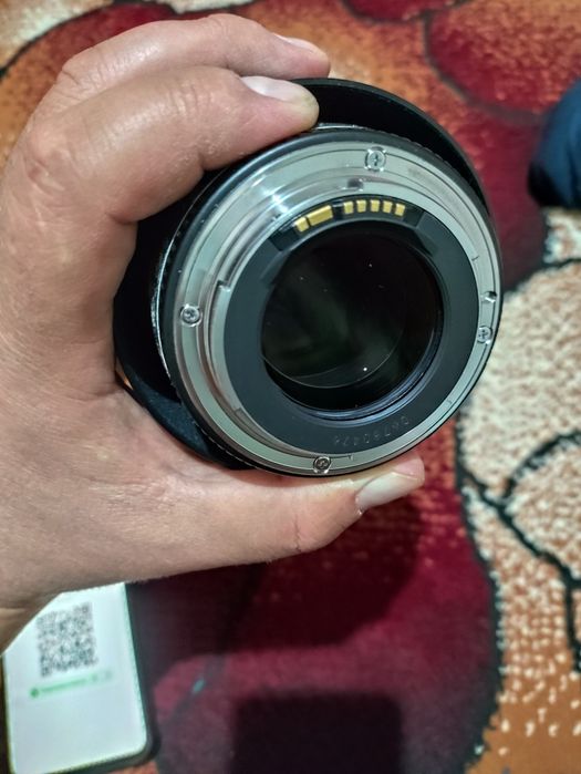 Canon 85mm 1.8 sotilad