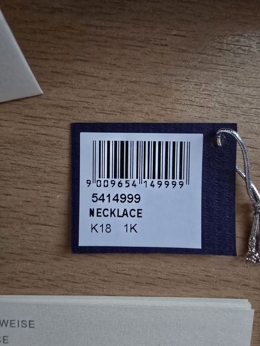 Colier Dextera
Cercuri întrepătrunse, Alb, Placat cu nuanță roz-aurie