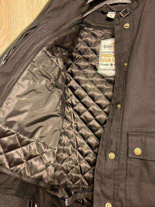 Geaca moto de dama, stare foarte buna.