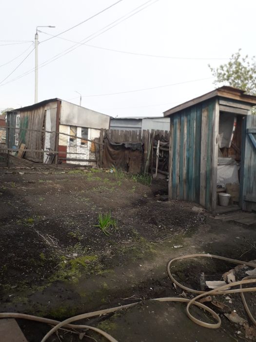 Продажа.Барак на 4 хозяина