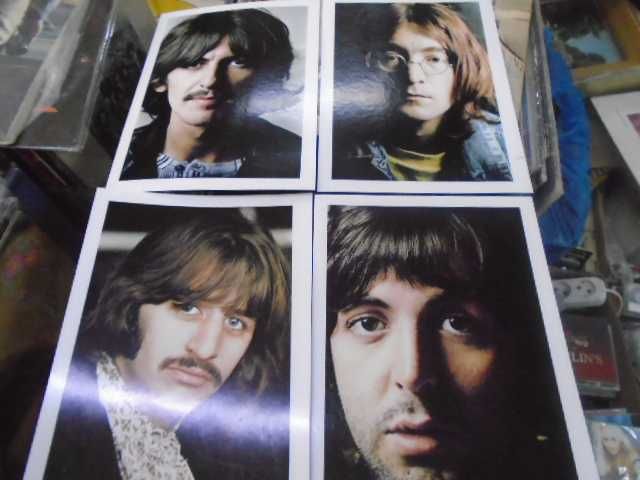 постер  Битлз  и  4  фото  из  Белого  альбома