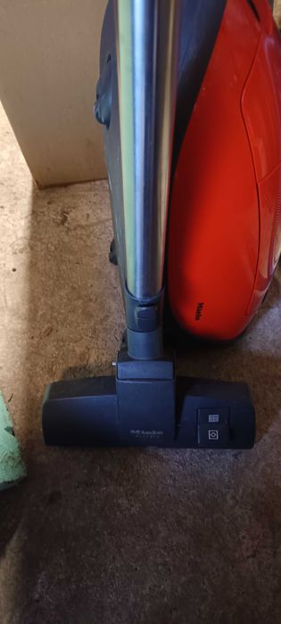 Прахосмукачка Miele