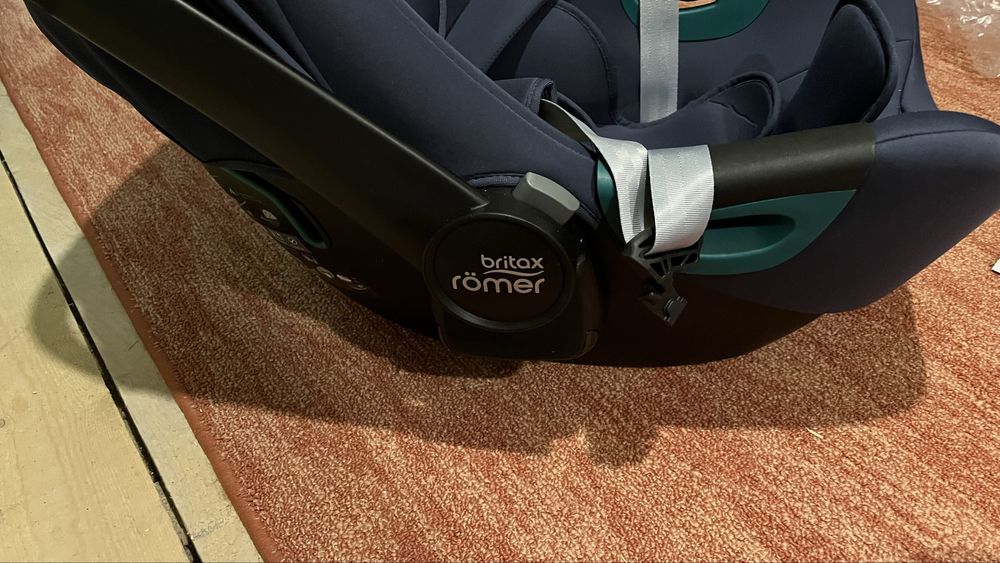 Vand scoica auto Britax Romer