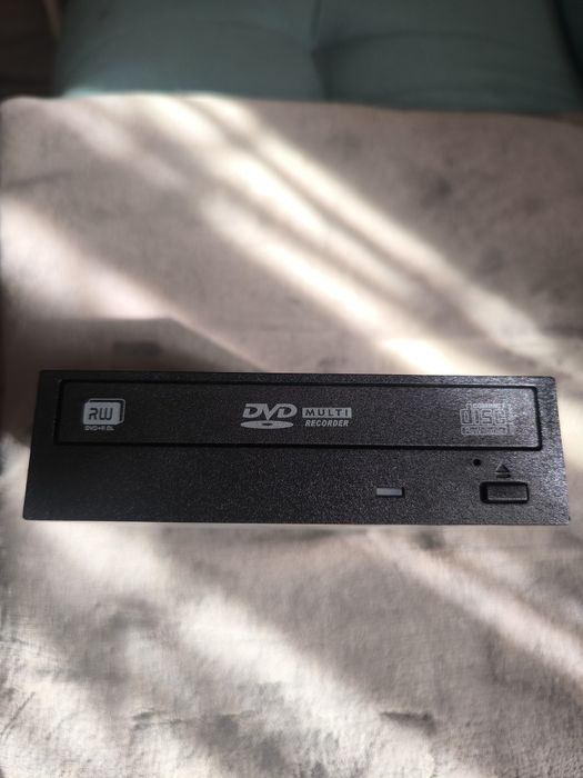 Продам дисковод для компьютера