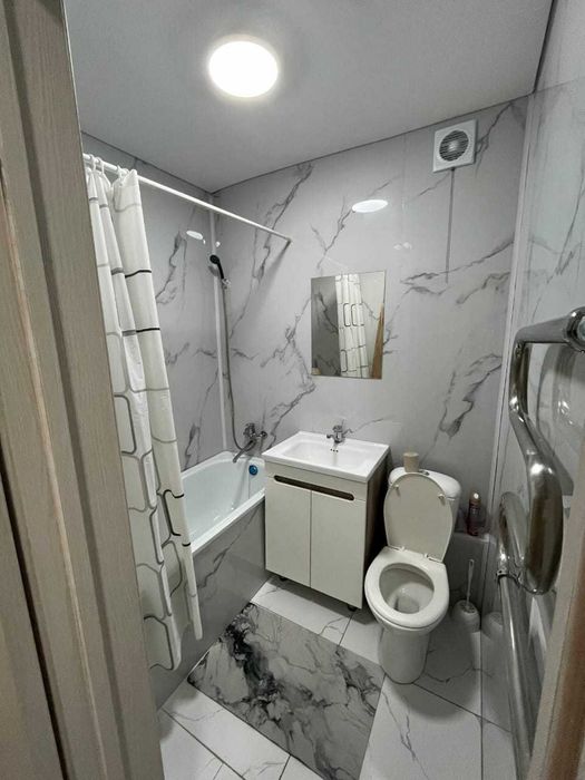 Продам однокомнатную квартиру в районе магазина Авроры