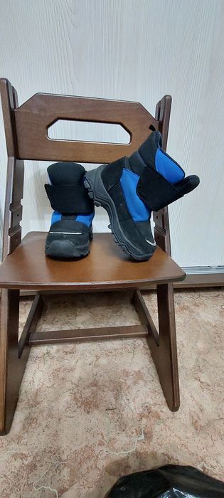 Зимний комбинезон+ботинки+шапка