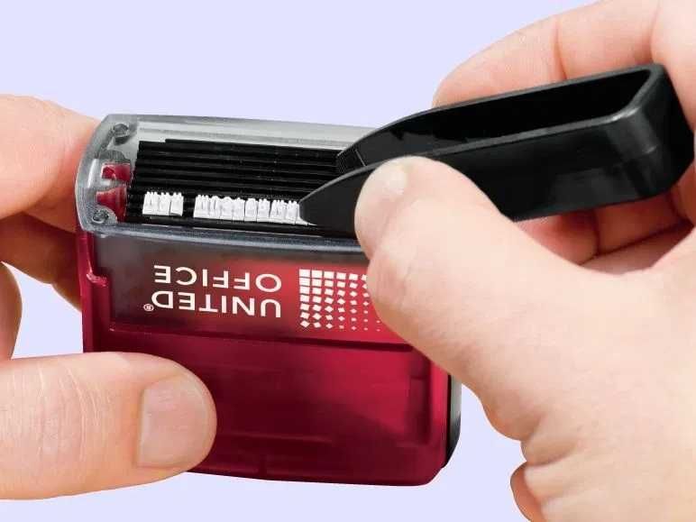 Stampila personalizabila cu peste 300 caractere, pentru birotica, noua