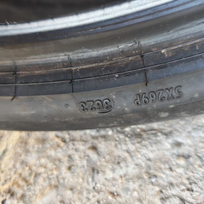 Anvelope 235/40R20 marca Pirelli, DOT 2023,M+S, 7 mm