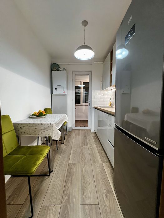 Apartament 3 Camere Etaj 1 Proprietar Zona de sus