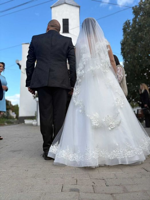 Rochie de mireasa superba!