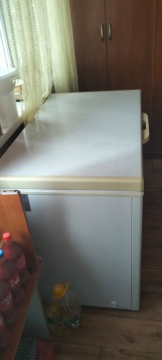 Продам морозильник