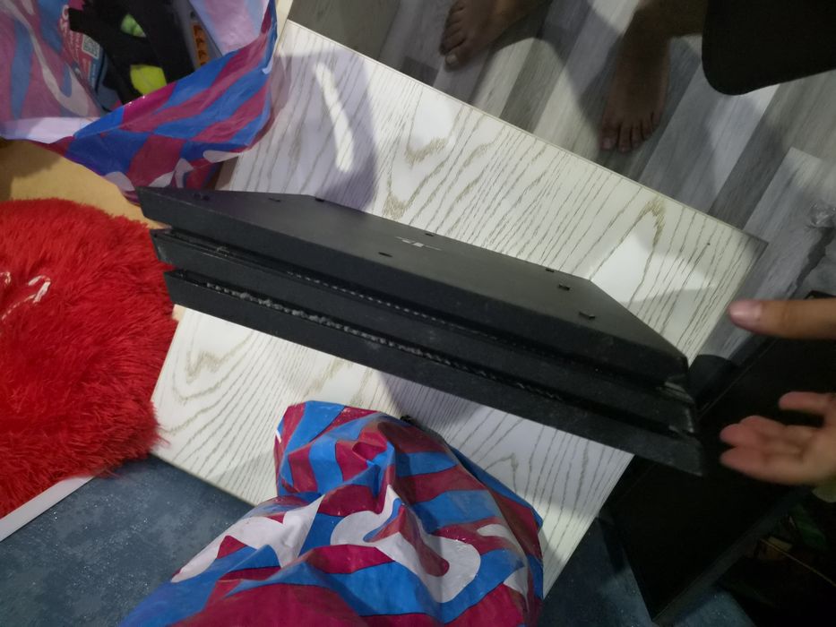 Playstation 4 pro 1tb