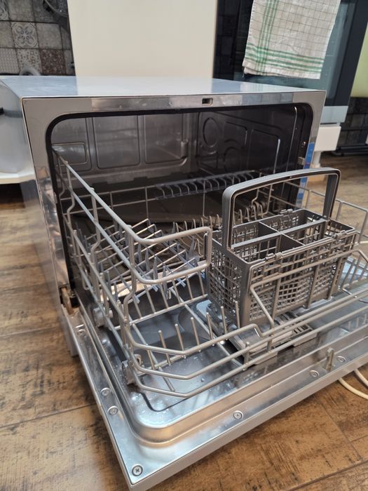 Masina de spalat vase compacta, mini, Candy CDCP 6