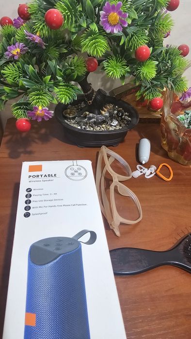 Продам музыкальную колонку