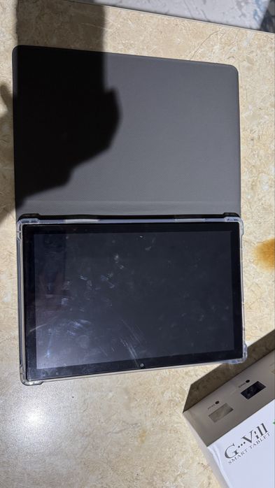 Планшет G2000 android