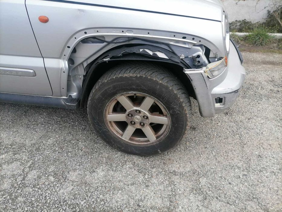 Jeep Cherokee 2,8 CDI, Джип Чероки на части!
Март 2007