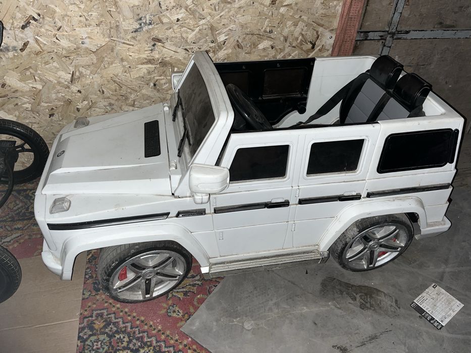 Продам детскую машинку