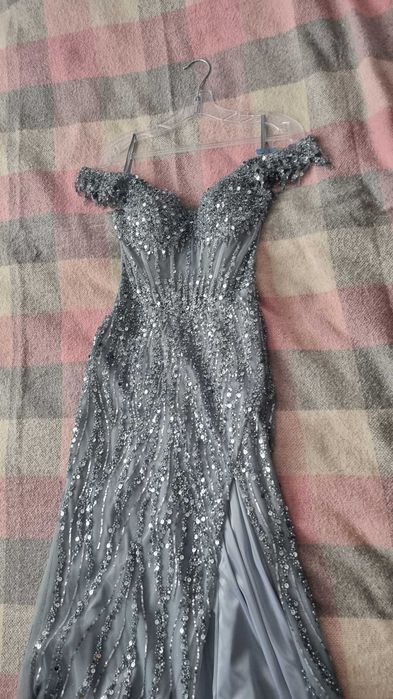 Бутикова бална рокля