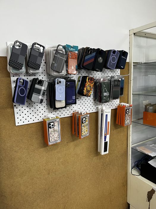 Продаю отдел сотовых аксессуаров