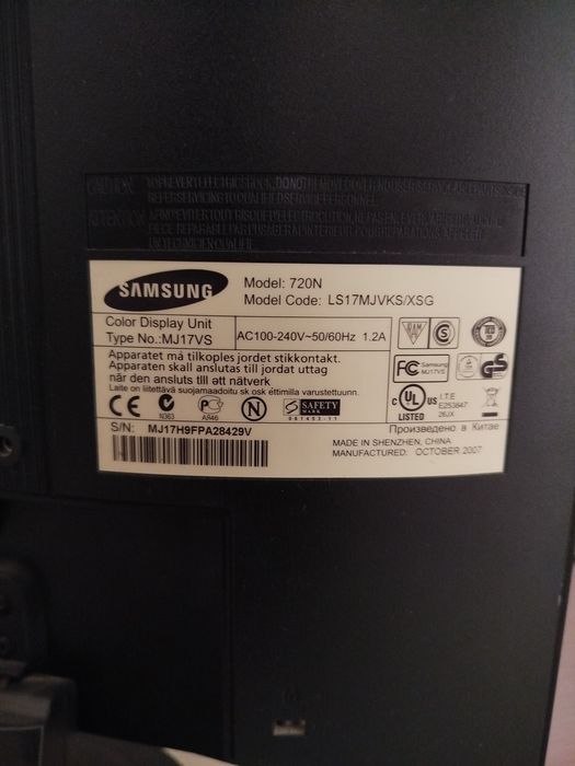 Samsung 720 SYNC MASTER