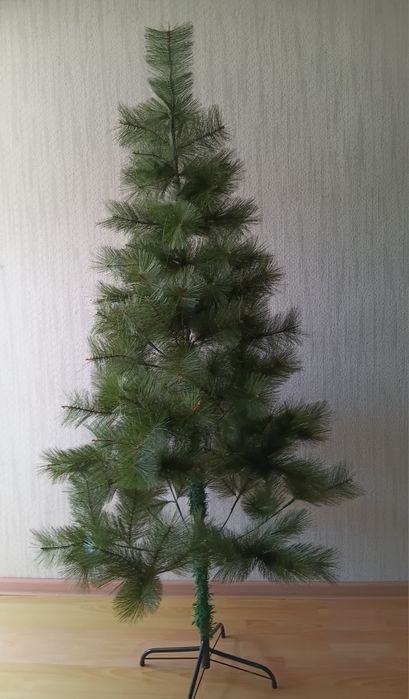 Продам искусственную ель