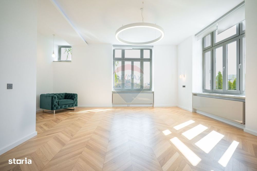 Arhitectură interbelică reinterpretată contemporan