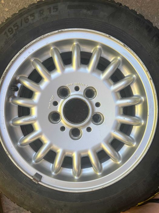 Зимни гуми Michelin Alpin 5 с джанти за BMW E36 15"
