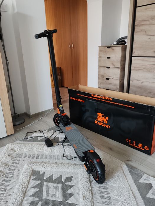 Vând trotinetă electrica KUGOO kirin S1 Pro