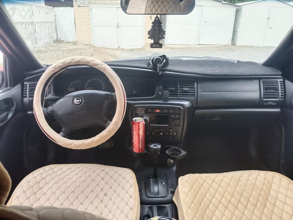 Опель В уневерсал сатылады 2куб автомат