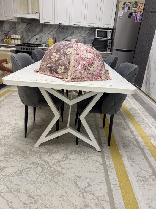 Стол стулья продаются