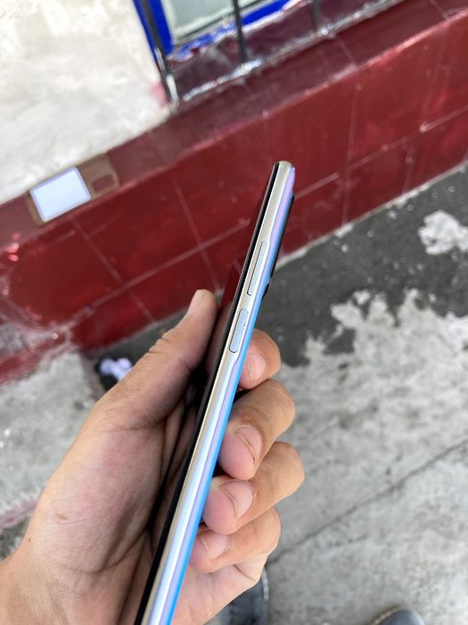 Xiaomi 11 T  8+3/128 xotirali
