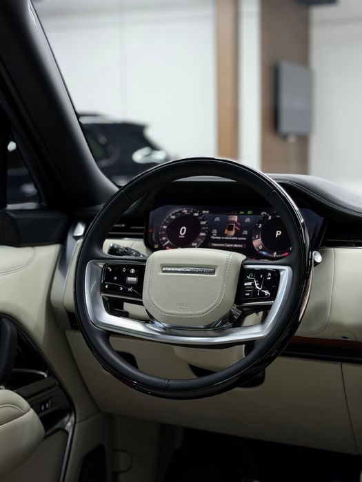 Range Rover Autobiography (Long)