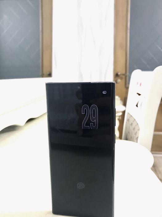 Samsung S22Ultra 12/256