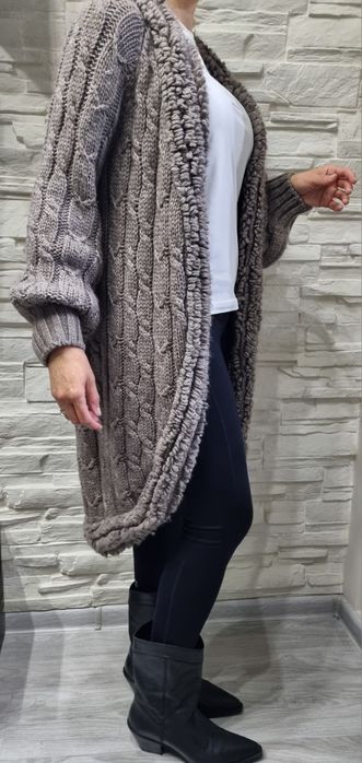 Max&Co оригинална бежово-сива жилетка, размер М