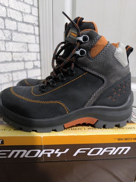 Продам демисезонные батинки