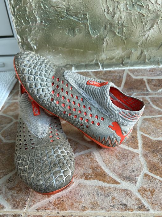 Футболни обувки-бутонки