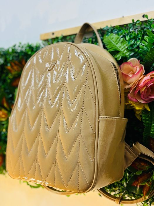 Бежова раница Verde