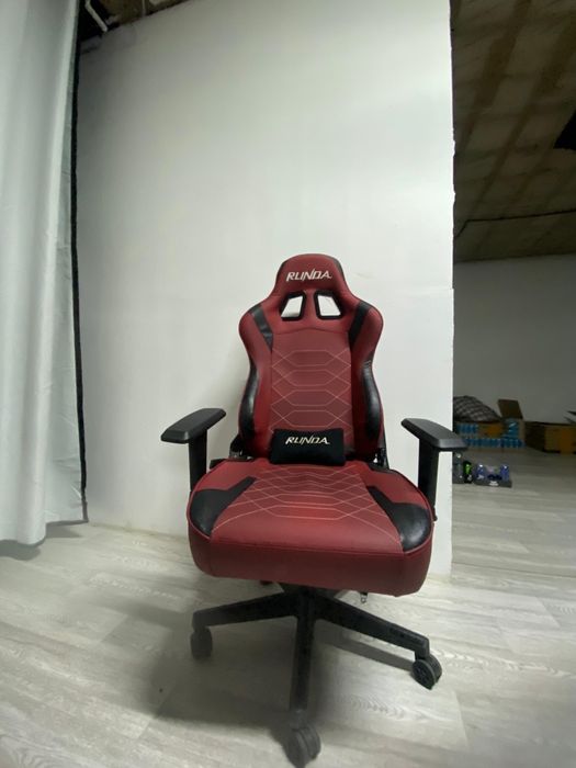 Продаю игровые кресла 8шт