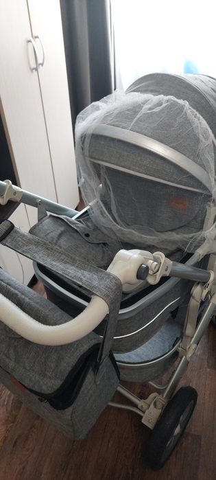 Продам коляску в отличном состояние