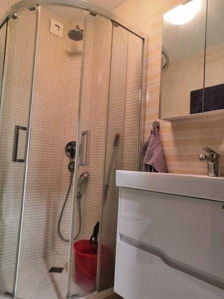 Дава се под наем Тристаен апартамент в Бургас, Лазур - 100 кв.м за 765 € - Снимка #2