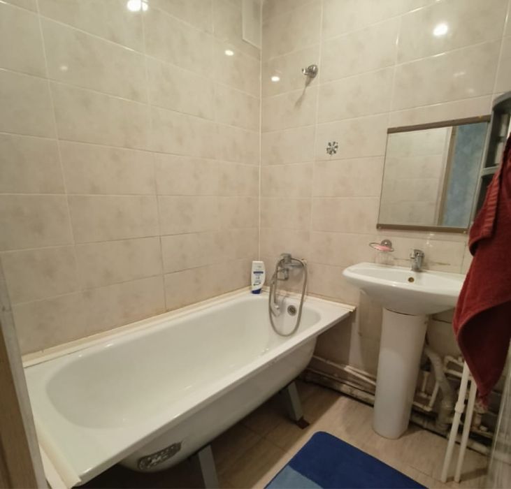 Сдаётся 4-комнатная квартира