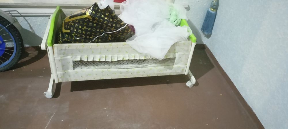 Karavat  belanchak sotiladi