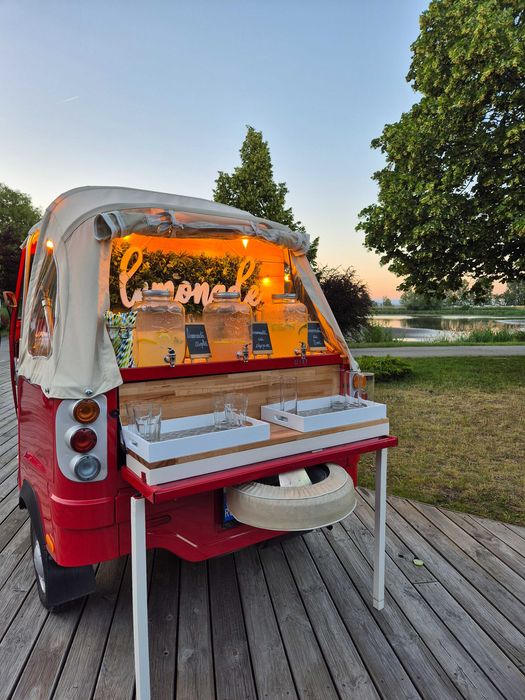 The Tuk - Cigar Bar | Lemonade Bar | Prosecco Bar | Ice Cream Bar