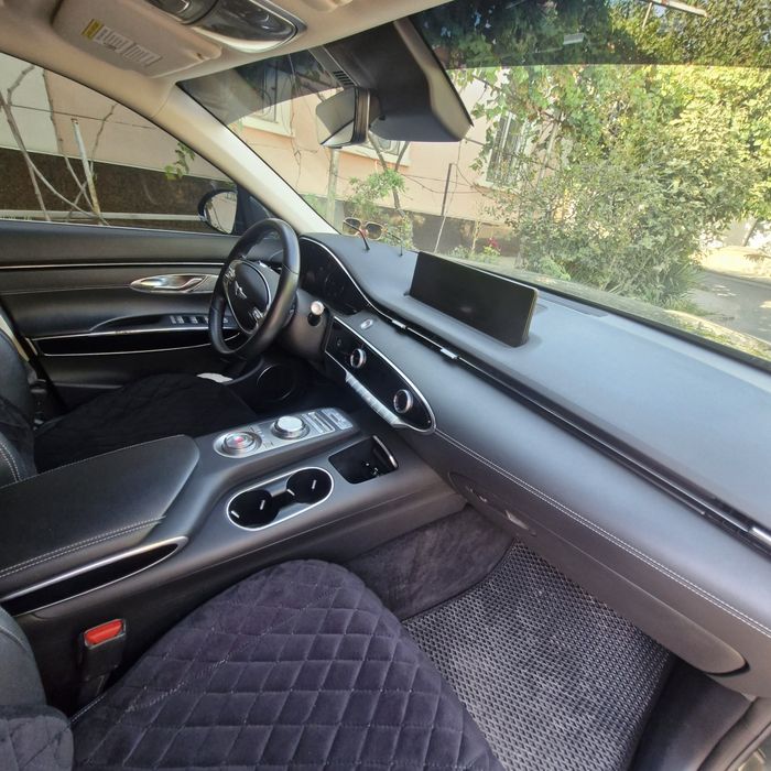 Genesis GV70 holati zor