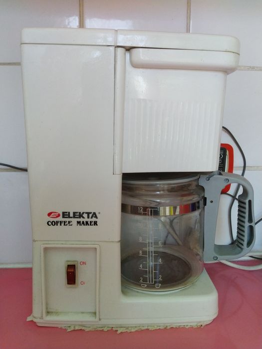 Продам кофеварку