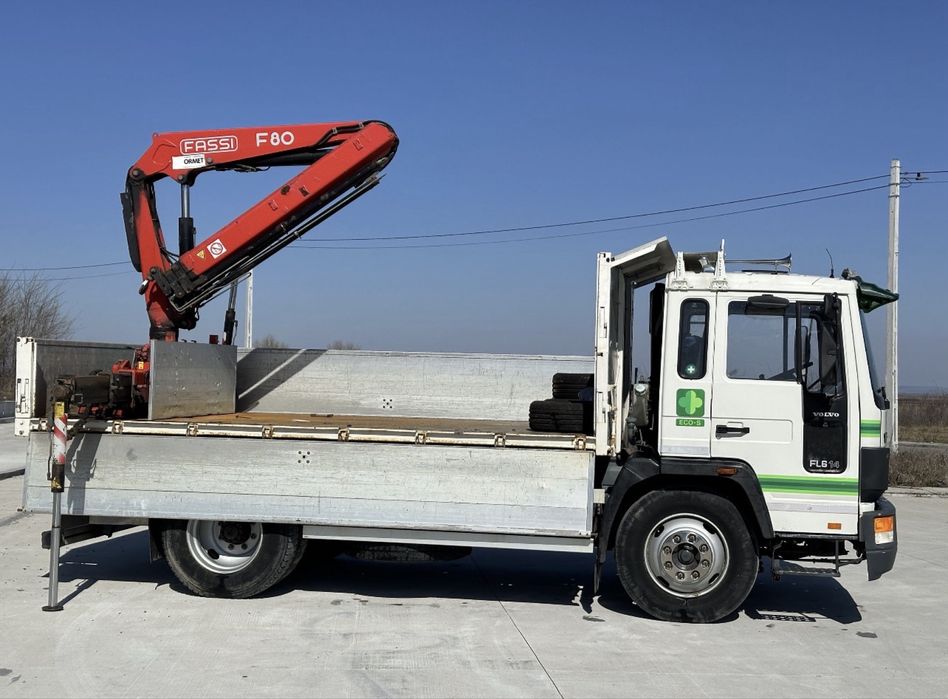 Camion Volvo FL6 14t Basculabil /Macara Fassi F80 /Recent adus