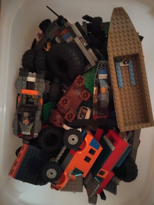 лего подходящо за  деца