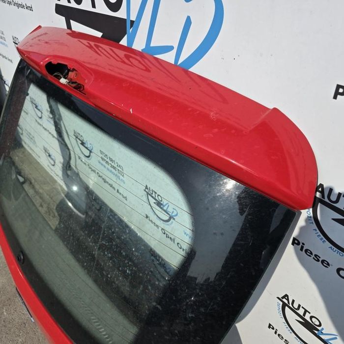 Haion rosu Z547 luneta spate Opel Corsa D facelift